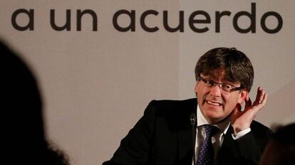 El presidente de la Generalitat, Carles Puigdemont, este lunes en el Ayuntamiento de Madrid.