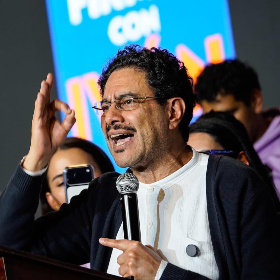 Iván Cepeda busca mantener su ventaja en la campaña presidencial con una defensa del legado de Petro | EL PAÍS América Colombia