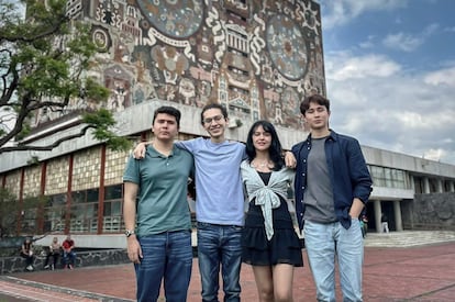 José Francisco Ayala Ruíz,  Rafael Mejía Valencia, Sonia Guadalupe Álvarez Santos y Fernando Chávez Mendoza.