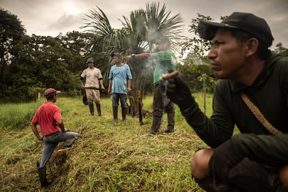 Habitantes de una comunidad indgena en zona rural de Puerto Leguzamo, en Putumayo, Colombia, el 8 de Febrero del 2025.