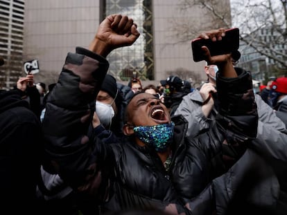 La celebración de la condena contra el policía que mató a George Floyd en Minneapolis, en imágenes