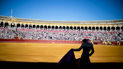 Vista de la Maestranza de Sevilla durante una corrida.