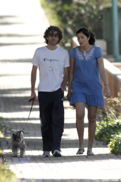 El torero José Tomás e Isabel, en Marbella (Málaga), en una imagen de junio de 2011.