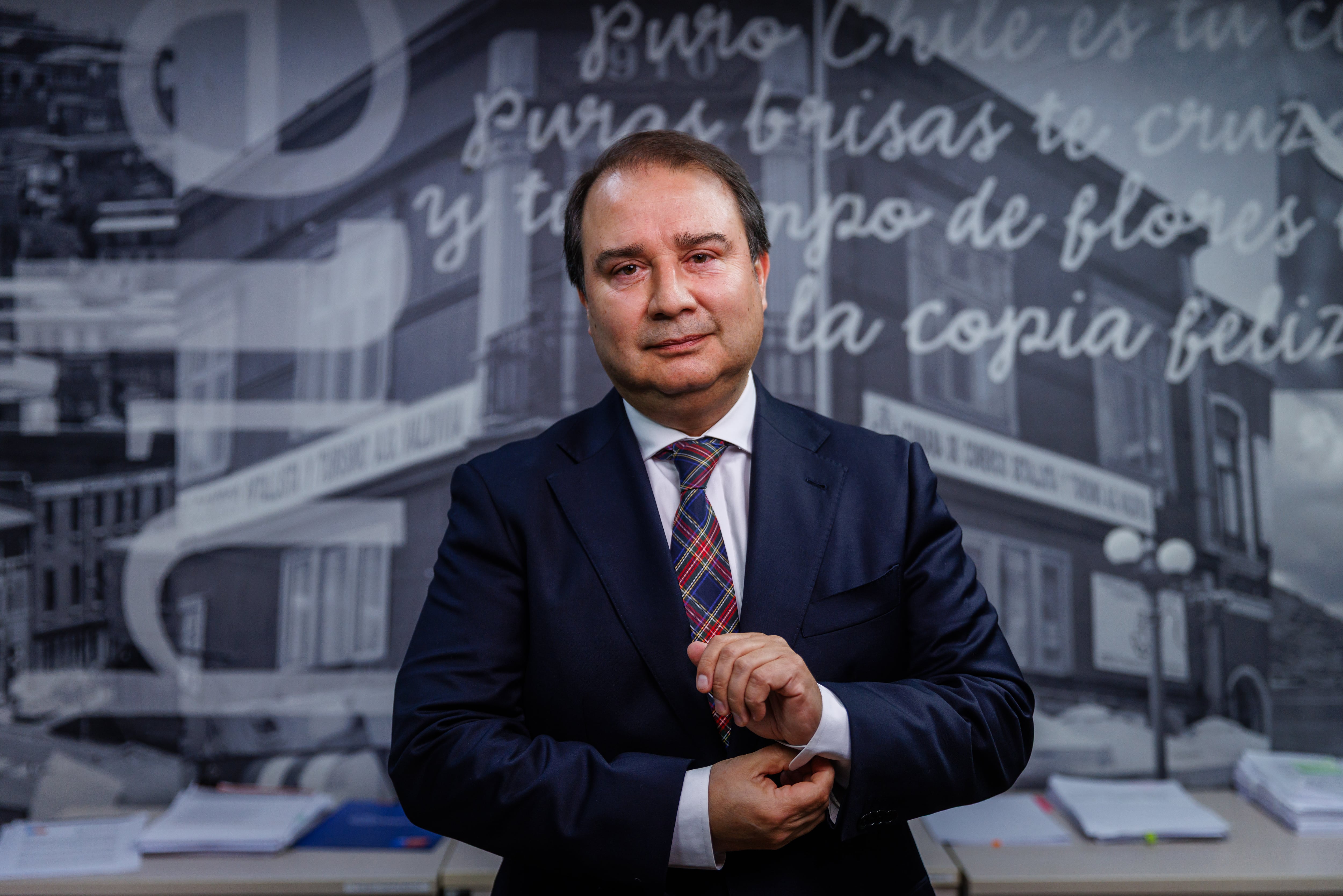 Frank Sauerbaum: “Los inmigrantes tienen que saber que no los vamos a aceptar irregulares, no los vamos a dejar trabajar y los beneficios sociales se van a restringir”