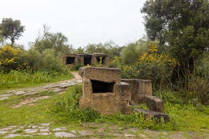Ruinas en el cerro de los Mártires, en San Fernando.
