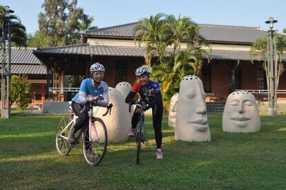 La bloguera y repostera de Tainan empezó a ir en bici hace solo cuatro años. Como otros tantos aficionados al vehículo de dos ruedas en la isla, espera que “el número de ciclistas que usa la bicicleta a diario siga aumentando en Taiwan.”