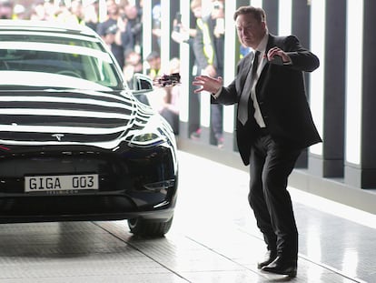 Elon Musk, en un momento de la presentación de la nueva factoría de Tesla en Grünheide (Alemania), el pasado mes de marzo.