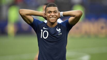 Mbappé foi escolhido como revelação da Copa na Rússia.