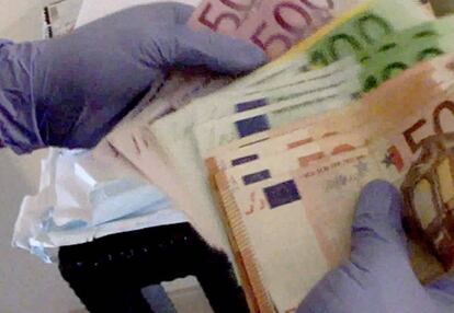 Dinero intervenido durante la operación contra el narcotráfico tras el asesinato registrado en Mijas.
