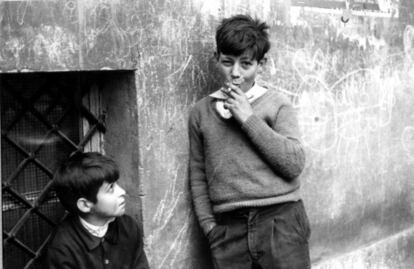 Niños en las calles de Valencia en los años 70.