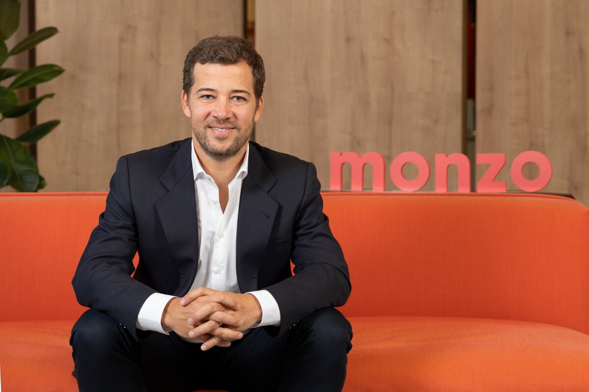El neobanco Monzo aterriza en España con una cuenta gratuita que paga el 4%: “No hay comisiones ocultas ni condiciones complejas”