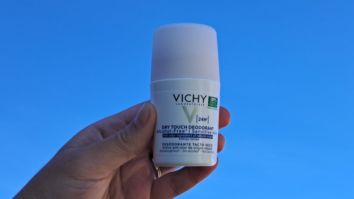Desodorante sin sales de aluminio de Vichy.