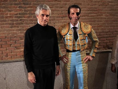 Adolfo Suárez, junto a su amigo Juan José Padilla en Las Ventas, el 14 de mayo de 2014.