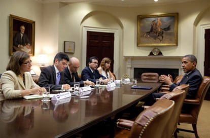 El presidente de EE UU, con los periodistas en la Casa Blanca.