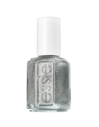 Laca de uñas gris con brillos de Essie (6,90 euros). Es el esmalte, low cost, que usan las celebrities debido a su acabado y larga duración.