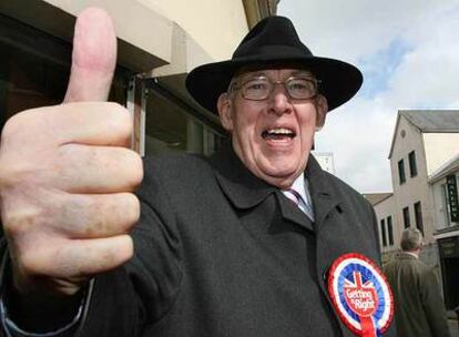 Ian Paisley, durante la campaña electoral en Irlanda del Norte el pasado 6 de marzo.