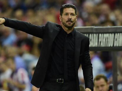 Simeone durante el partido.