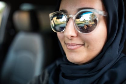 Una mujer saudí al volante.
