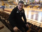 Manolo Cadenas , entrenador de Ademar León, el 26 de febrero.