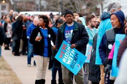 Simpatizantes del candidato demcrata a la Casa Blanca, Joe Biden, durante un acto de campa?a en marzo en Detroit.