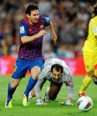 Diego López, durante un partido entre el Barcelona y el Villarreal