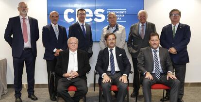 Los miembros de nueve asociaciones territoriales de la ingeniería que han firmado la constitución de CIES.