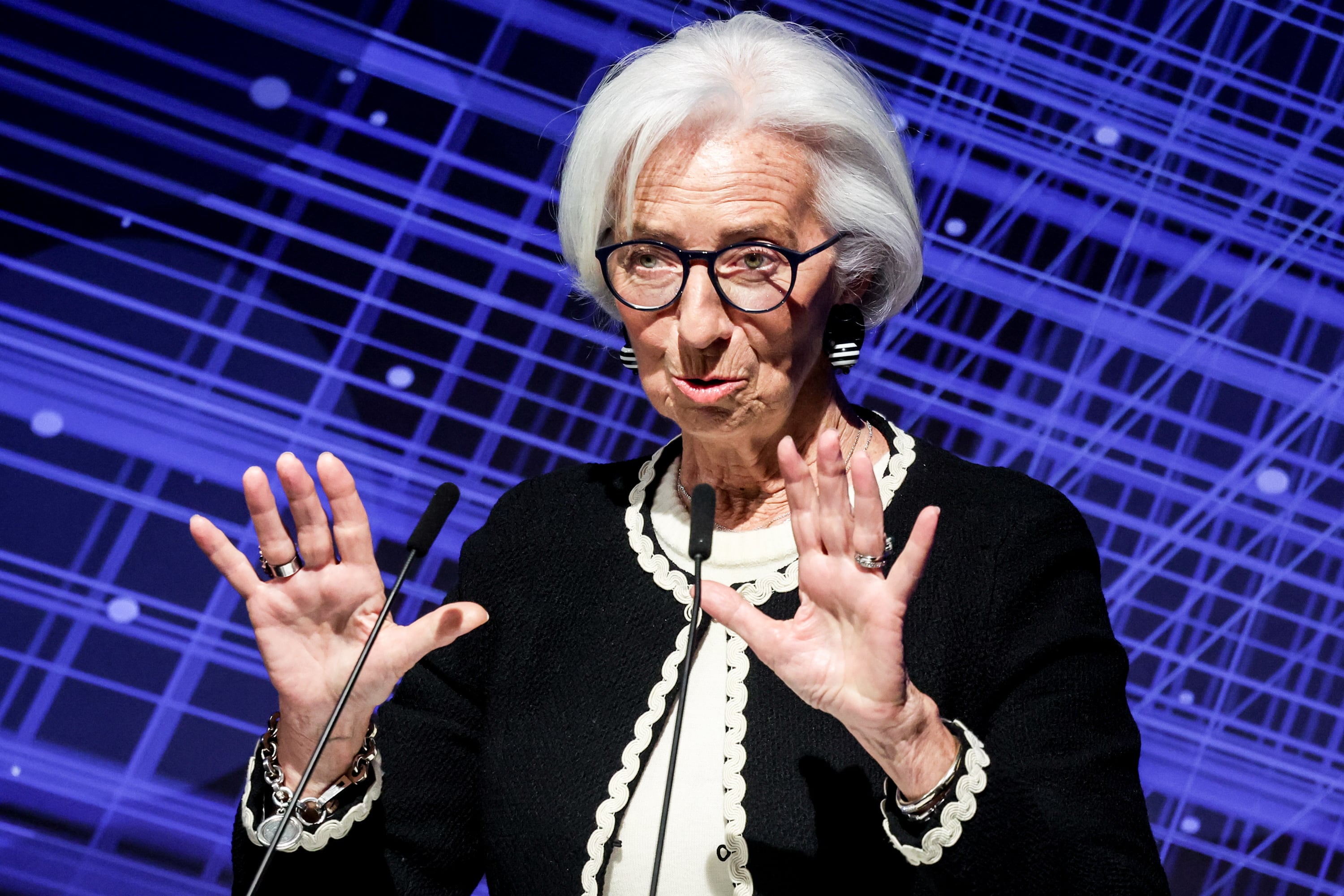 Los bancos centrales huyen de la precipitación pese a la escalada inflacionista