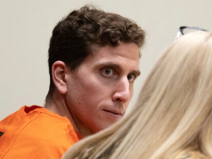 Bryan Kohberger, left, looks toward his attorney, public defender Anne Taylor, right, during a hearing on January 5, 2023, in Moscow, Idaho.