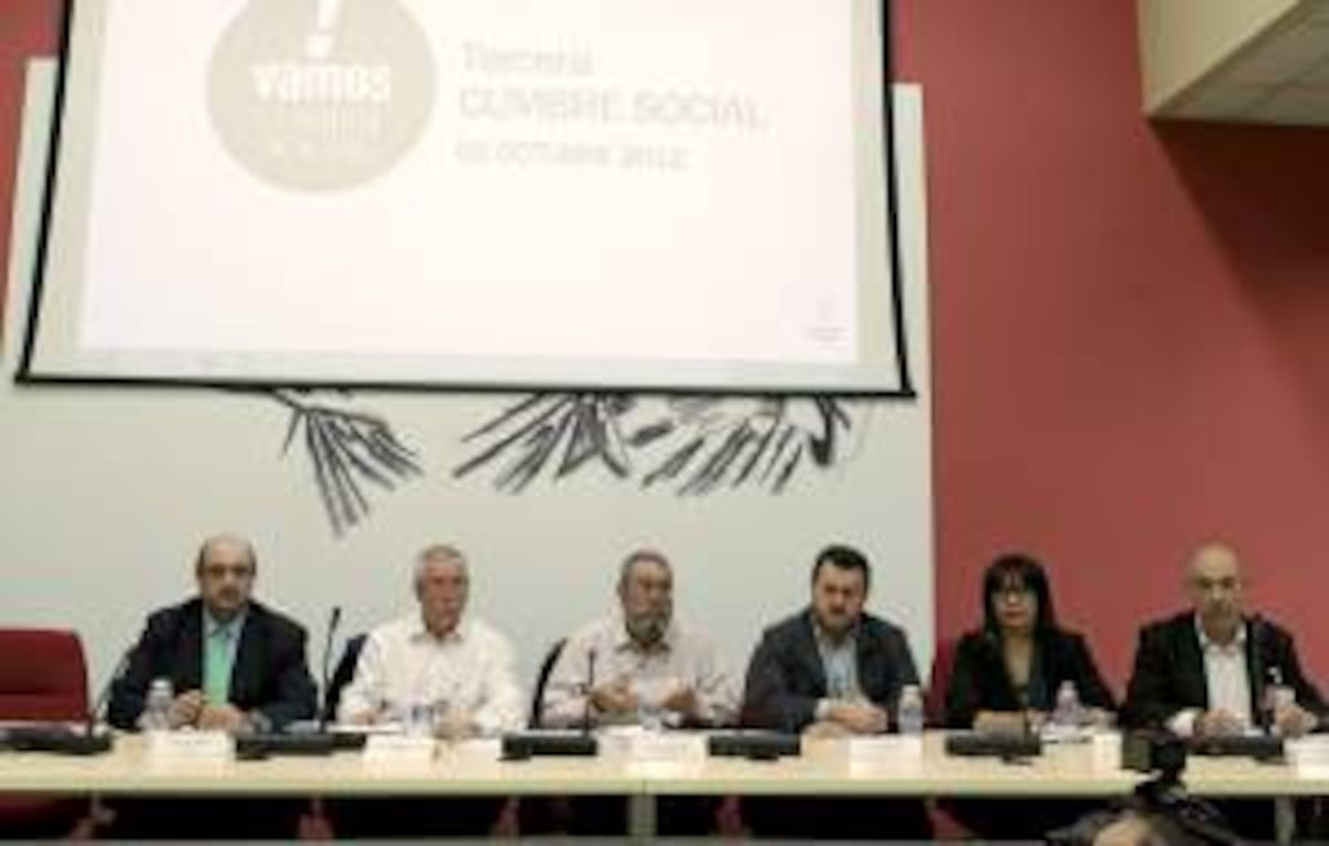 CCOO y UGT piden al Gobierno que deje opinar a la "mayoría silenciosa ...
