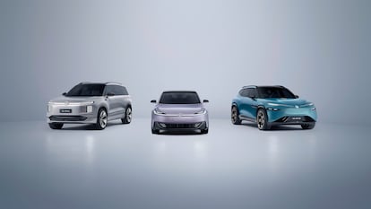 Los tres prototipos presentados por Volkswagen en el Salón de Shanghái 2025: el ID.Aura, el ID.Era y el ID.Evo. Imagen cedida por la compañía.