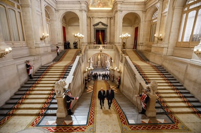 El presidente estadounidense, Joe Biden, se ha reunido este martes en el Palacio Real de Madrid con el Rey, que ya había recibido al mandatario a su llegada a la base aérea de Torrejón de Ardoz (Madrid).