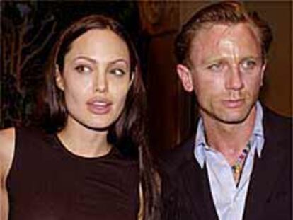Angelina Jolie y Daniel Craig, en el estreno de <i>Tomb Raider</I>.