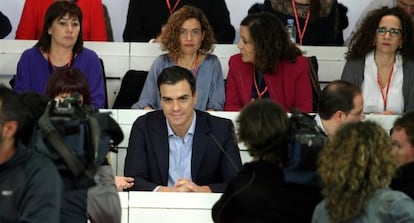 Pedro Sánchez, en la reunió federal socialista del dia de Nadal.