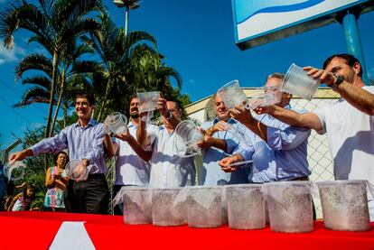 Primera liberaci&oacute;n de mosquitos transg&eacute;nicos en Piracicaba (Brasil).