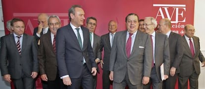 El presidente de la Generalitat, Alberto Fabra, este martes en la reuni&oacute;n con la junta directiva de la Asociaci&oacute;n Valenciana de Empresarios. 