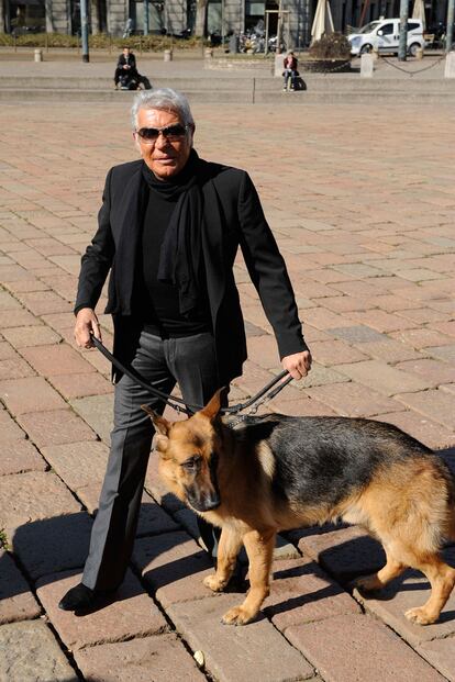 El perro es el mejor amigo del diseñador. Al menos, de Roberto Cavalli.