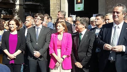 Colau, Puigdemont, Forcadell, Millo i Forn, ahir, a la sortida de la missa de la Mercè.