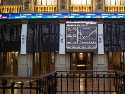 Interior de la Bolsa de Madrid.