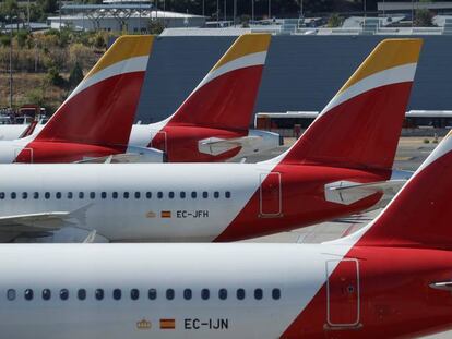 Aviones de Iberia en el aeropuerto de Madrid.