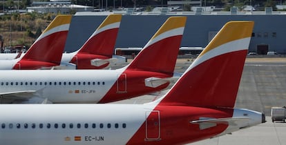 Aviones de Iberia en el aeropuerto de Madrid.