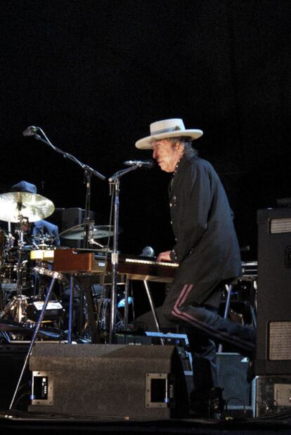 Bob Dylan, anoche en su concierto en Barcelona.