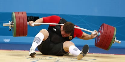 El alemán Matthias Steiner se lesiona en la prueba de levantamiento de peso, modalidad 105 kg.