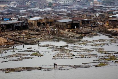 El 70% de la poblaci&oacute;n de Lagos vive en barrios chabolistas. 