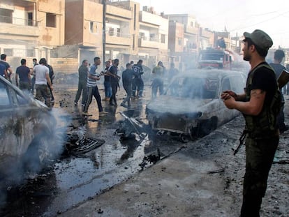 Una calle de la ciudad siria de Qamishli, tras una explosión este viernes.