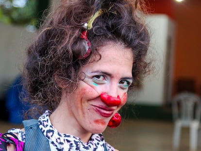 Julieta Hernández as Miss Jujuba during a performance.