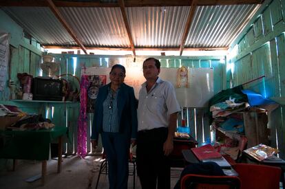 Maestros en una escuela en el Estado de Guerrero.