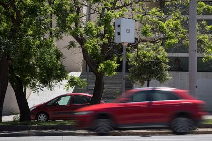 Radar en la avenida de la Diagonal de Barcelona.