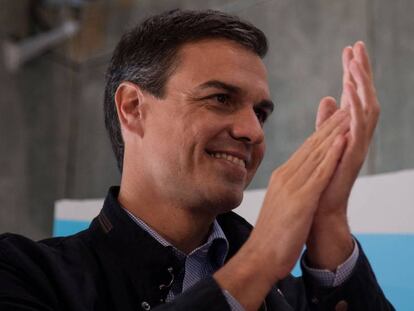 El secretario general del PSOE en un acto de campa&ntilde;a en Ourense. 
 