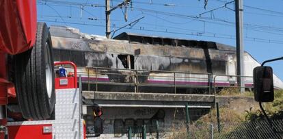 El tren AVE espa&ntilde;ol tuvo que ser evacuado este domingo a la altura de la localidad francesa de Lunel, cerca de Montpellier.