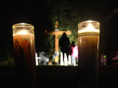 Vigília na St. Patrick St. Anthony Church em Chadwicks, Nova York.